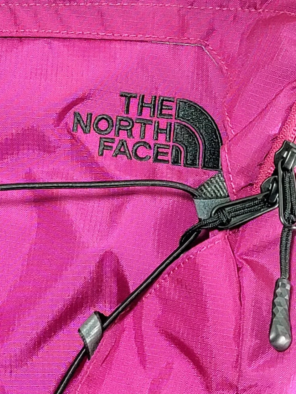 North Face Borealis Women's 27 Liter Backpack